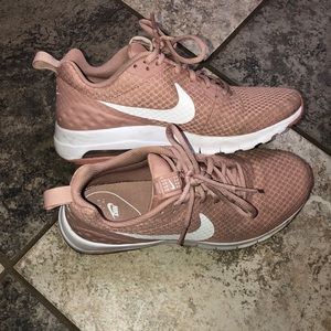 Blush Pink NIKE Airs 👟 🌸